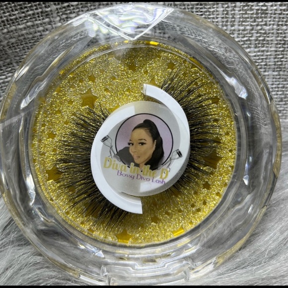 Two Pairs No Glue False Eyelashes Glueless Lashes Self-Adhesive - Picture 3 of 3